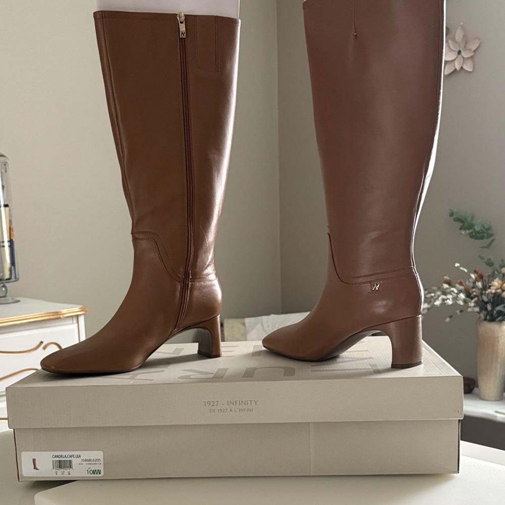 Brown Leather Knee-High Boots 10-wide width and wide calf